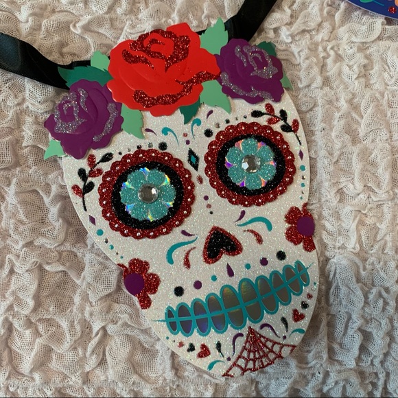 Sugar Skull Decorations - Picture 6 of 11